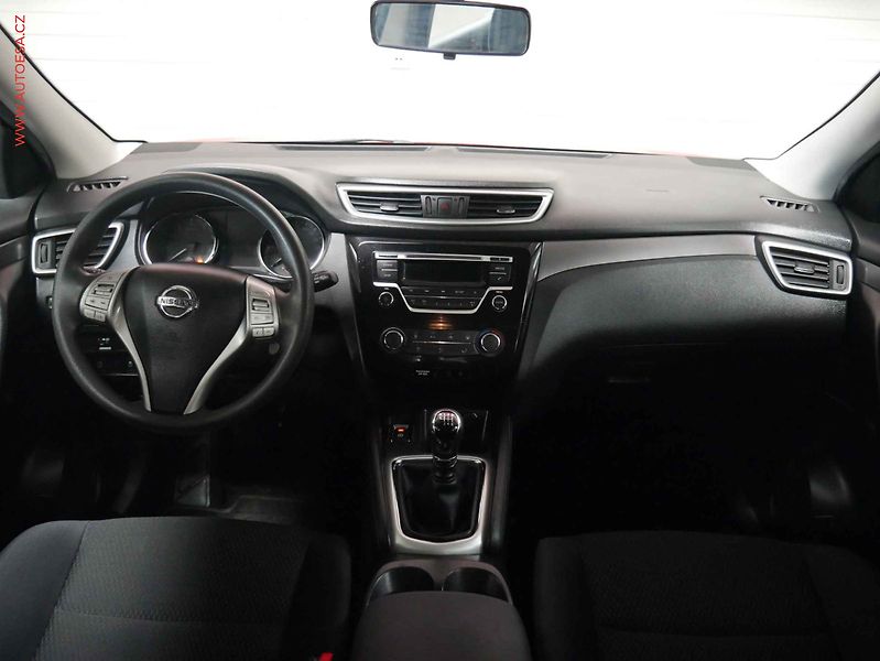 Nissan Qashqai (2016) 1.2 DIG - T, ČR, AC, temp - fotka 8 z 19