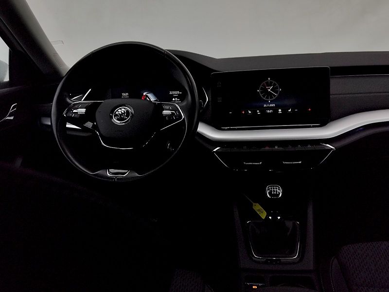 Škoda Octavia (2021) Combi Style 1,5 Tsi 110 Kw - fotka 6 z 35