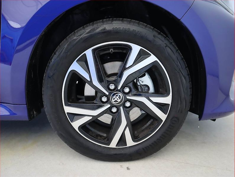 Toyota Yaris (2025) 1.5 VVT-i Hybrid - fotka 15 z 21