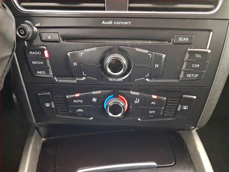 Audi Q5 (2009) 2.0 TDI, 4X4, Tempomat - fotka 18 z 18