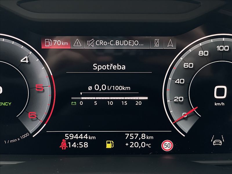 Audi Q7 3,0 50 TDI quattro S line - fotka 10 z 23