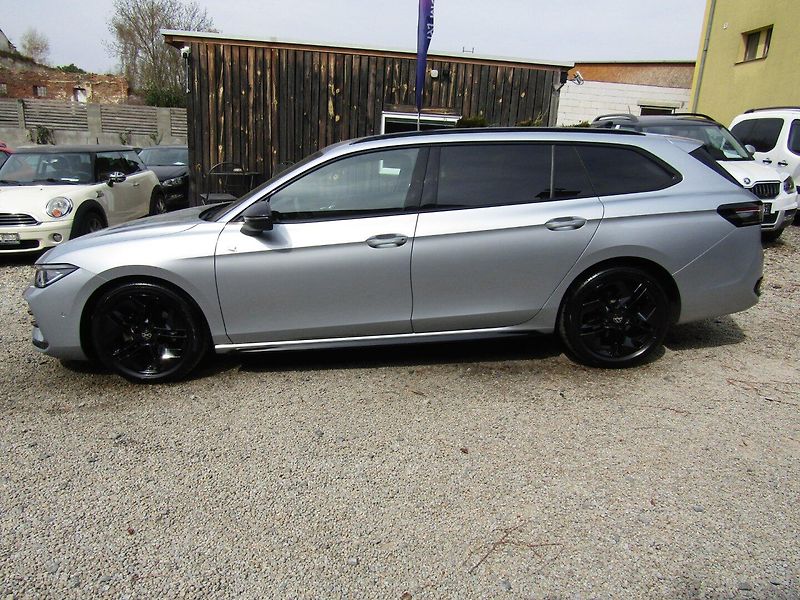Volkswagen Passat Variant (2024) 2.0 TDI 110kW DSG ACC - fotka 3 z 47