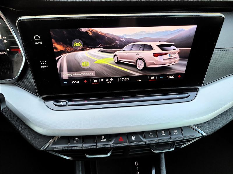 Škoda Octavia 1,0 TSI,CLEVER,LED,VÝHŘEV,NAVI - fotka 32 z 50
