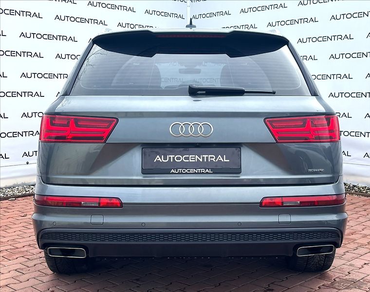 Audi Q7 3,0 TDi,QUATTRO,S-LINE,NEHAVAR - fotka 5 z 41