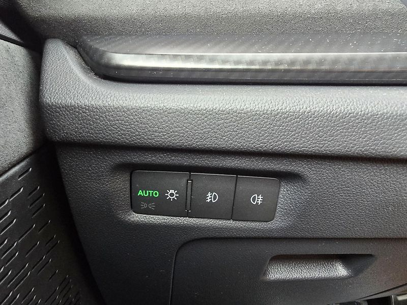 Škoda Octavia 2.0 TDI 147 KW DSG 4x4 RS ČR! - fotka 13 z 34