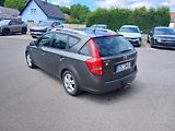 Kia Ceed SW (2011) 1,6 CRDi 6st. SPORT       - náhled 4