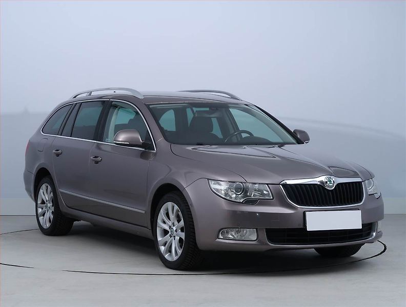 Škoda Superb (2012) 1.8 TSI, 4X4, Serv.kniha - fotografie inzerátu