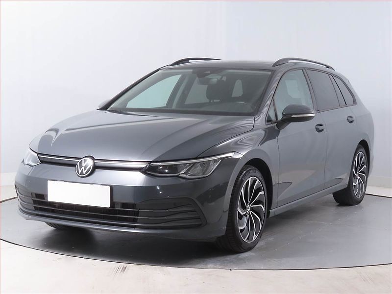 Volkswagen Golf (2021) Life 2.0 TDI, ČR,1.maj - fotka 2 z 15