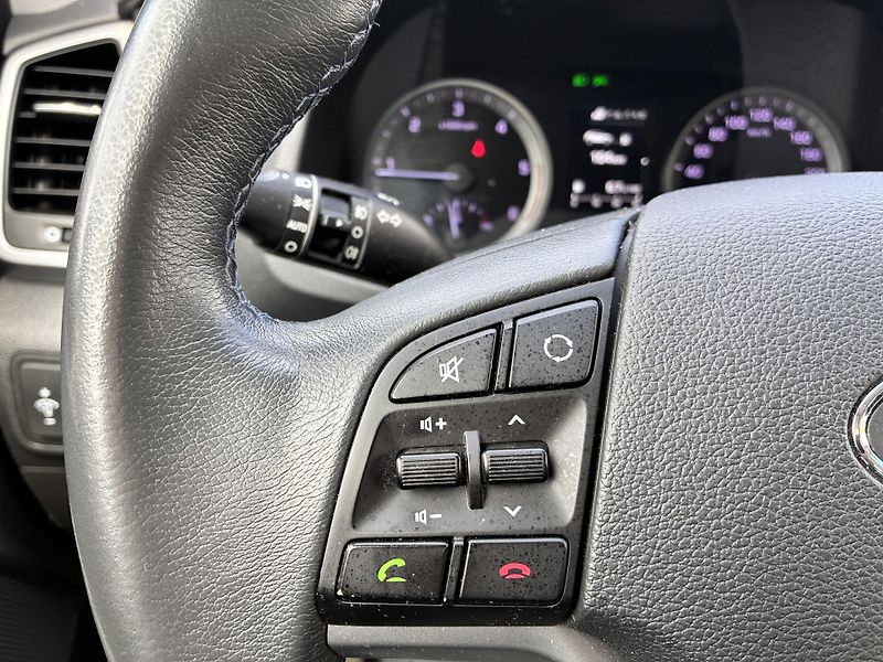 Hyundai Tucson 4x4, STYLE,TAŽNÉ,1.MAJITEL - fotka 23 z 26