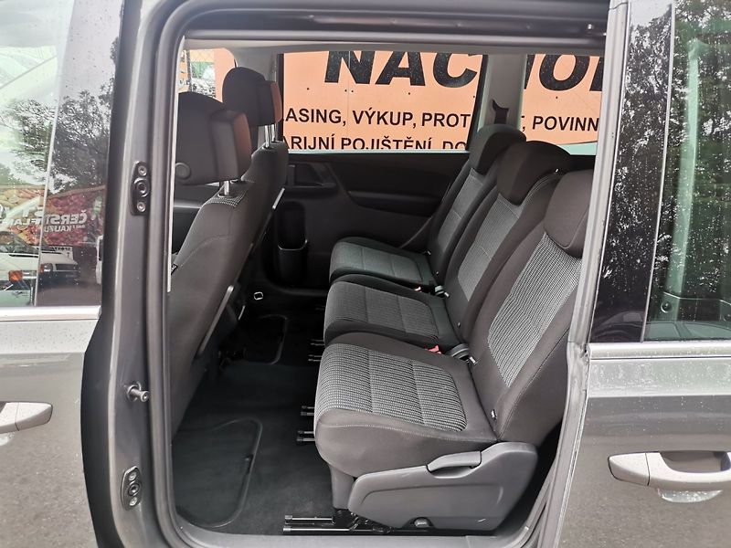 Volkswagen Sharan (2016) 1.4TSi 110kw LIFE 7míst - fotka 15 z 25