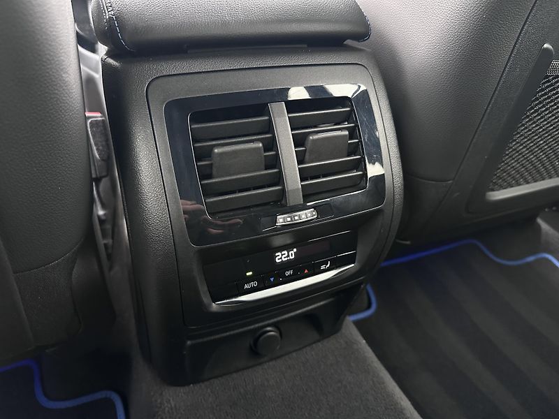 BMW X3 xDrive30d M-Sport - fotka 30 z 32