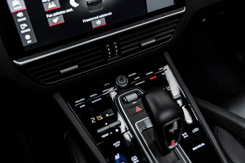 Porsche Cayenne - fotka 9 z 20