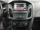 Ford Focus (2015) 1.5 TDCi, Serv.kniha, Navi - náhled 12