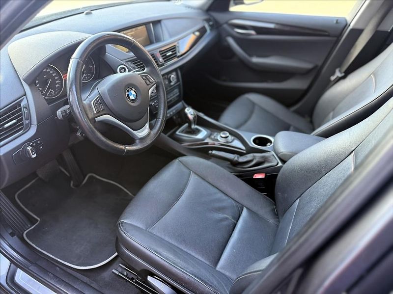 BMW X1 2,0 20d xDrive NAVI XENON - fotka 14 z 37