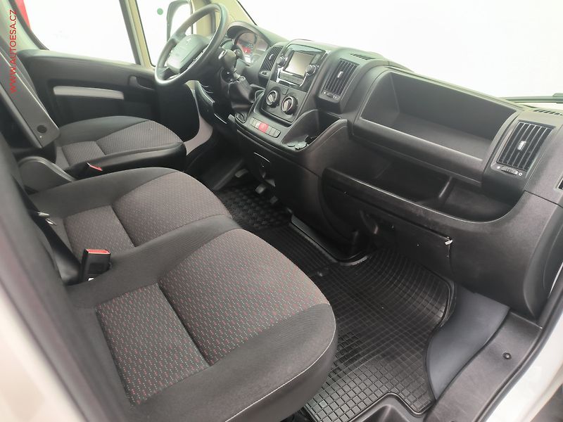Peugeot Boxer (2021) 2.2HDi L4H2, 1.maj,ČR, 121kW - fotka 12 z 23
