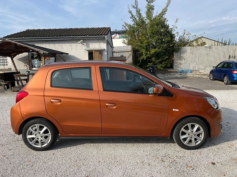 Mitsubishi Space Star 1.0 i - fotka 14 z 15