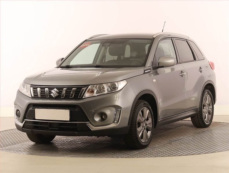Suzuki Vitara (2019) Premium 1.4 BoosterJet, 4X4 - fotka 2 z 21