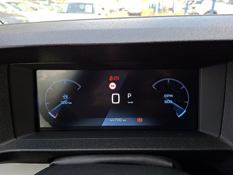 Peugeot Expert FG L3 2.0 BHDi 180k EAT8 - fotka 14 z 23