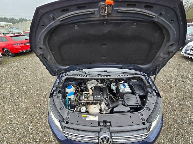 Volkswagen Touran (2013) 1.2 TSI 77KW - fotka 22 z 22