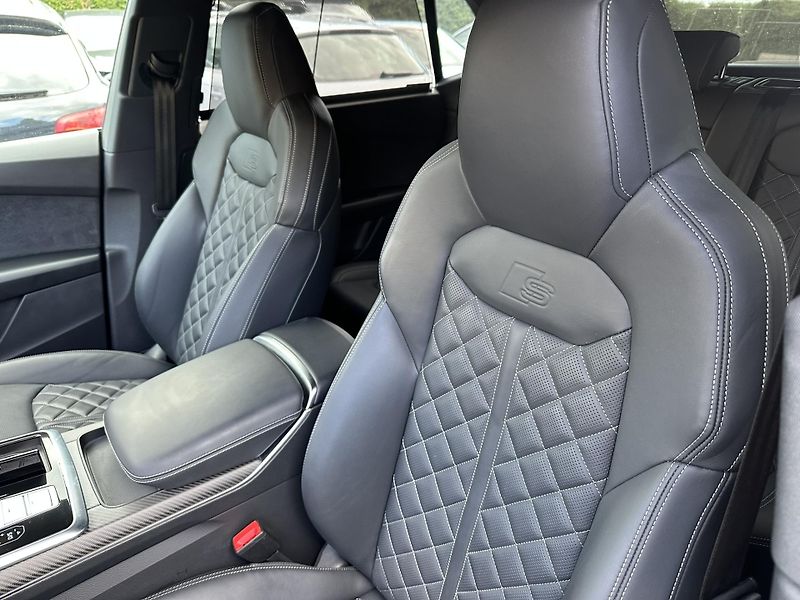 Audi Q8 (2025) 50TDi,HEAD-UP,PANORAMA, KARBON - fotka 2 z 39