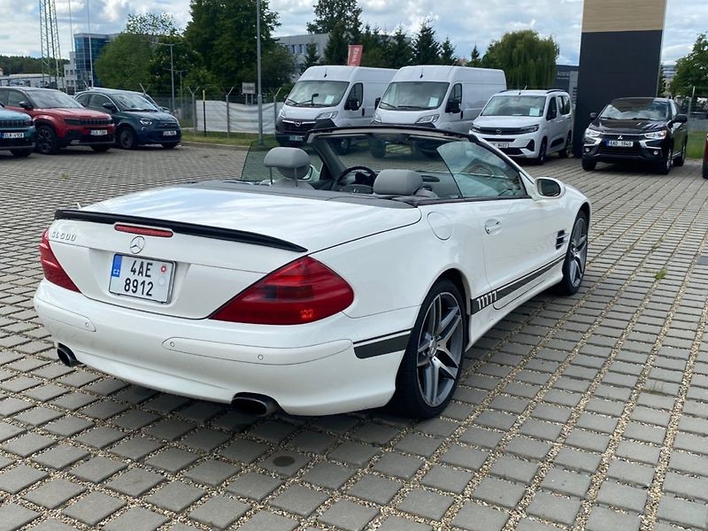 Mercedes-Benz SL (2003) 500  5,0 V8 (225kW) Aut. BA - fotka 26 z 30