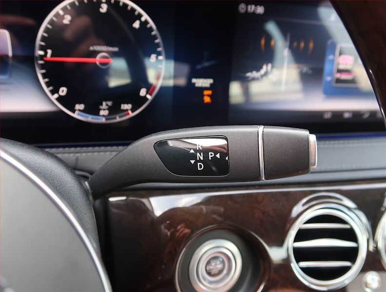 Mercedes-Benz Třídy S (2020) S 400 d 4MATIC - fotka 16 z 25