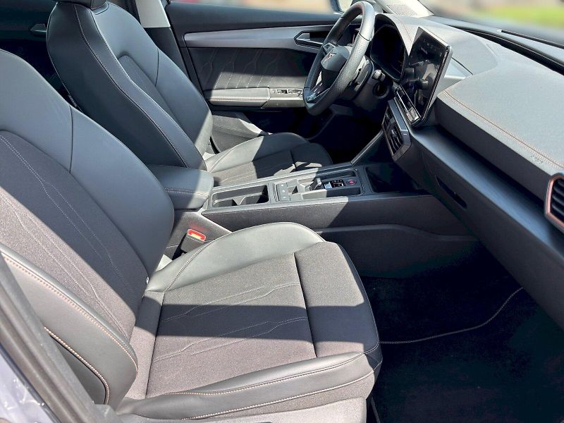 Cupra Formentor (2024) 1.5 TSI 150K DSG - fotka 24 z 30