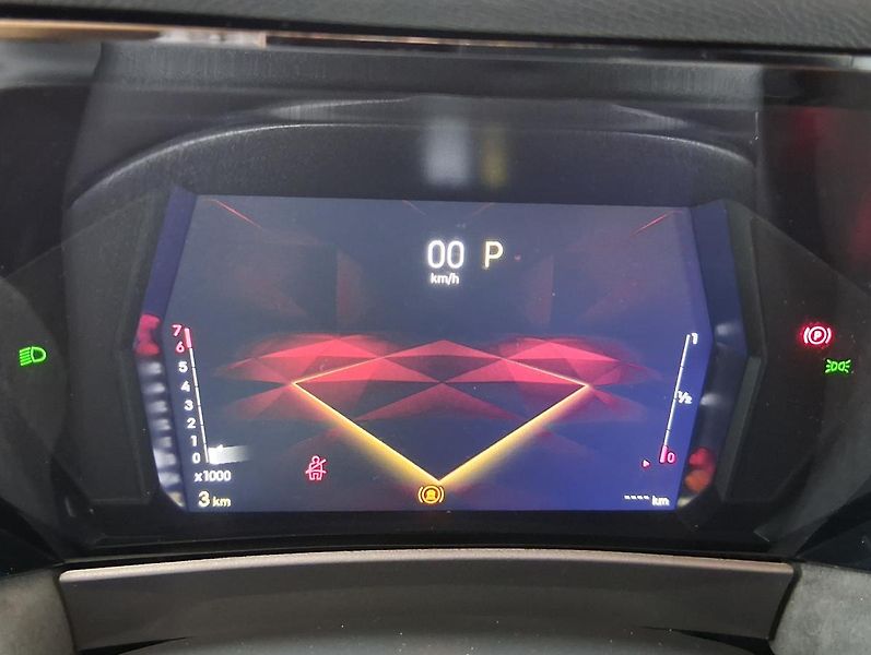 DS Automobiles DS4 PERFORM. LINE+ 1.2 PT 96 kW - fotka 12 z 32