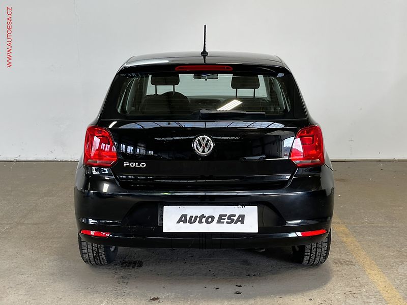 Volkswagen Polo (2017) 1.0i, 1.maj, AC - fotka 5 z 13