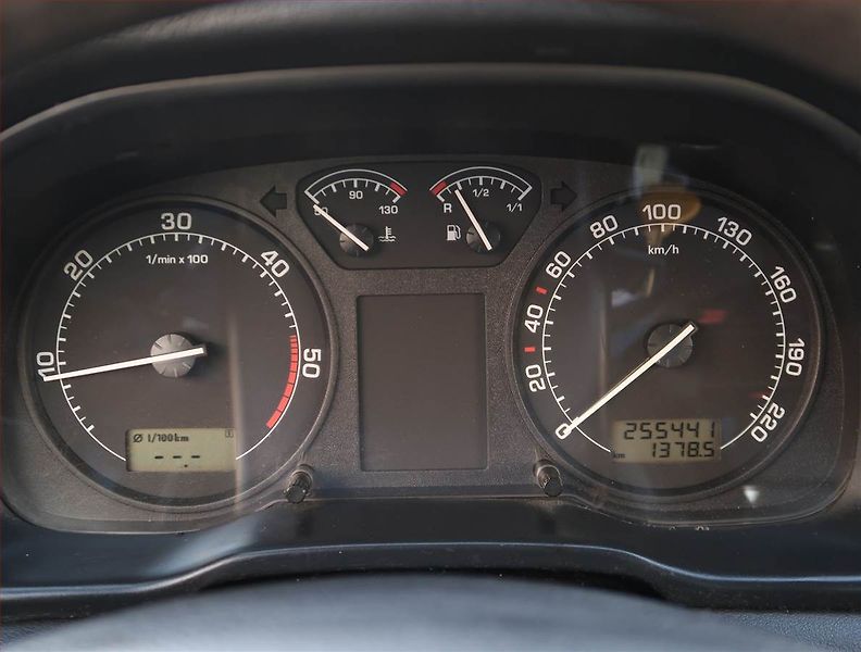 Škoda Octavia (2002) 1.9 TDI, po STK, Klima - fotka 11 z 16