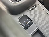 Volkswagen Sharan 2.0TDI 103kw*ZADÁNO* - náhled 32