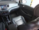 Hyundai Tucson (2017) Premium 1.7 CRDi, Automat - náhled 8