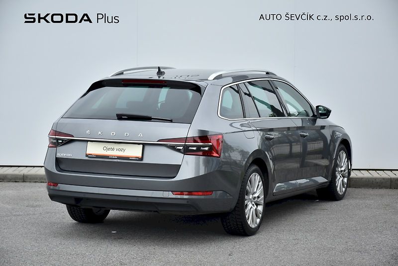 Škoda Superb (2024) Style plus 2.0 TDI 110kW DSG - fotka 2 z 34