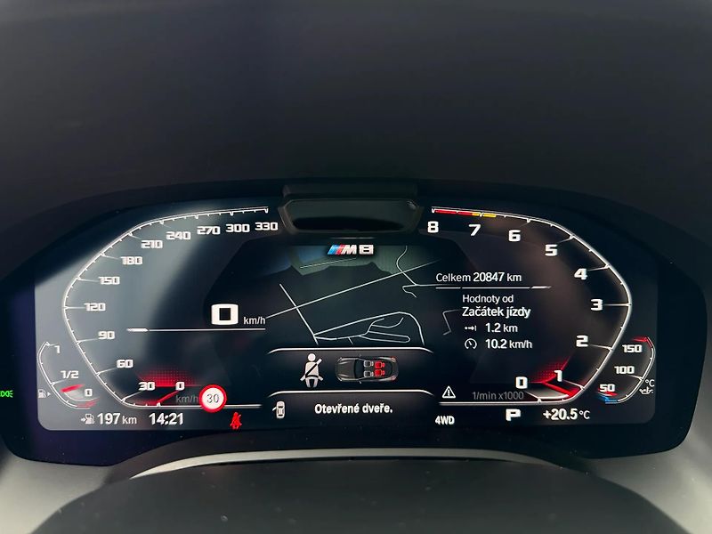 BMW M8 (2024) +COMPETITION+INDIVIDUAL+ČR+ - fotka 18 z 29