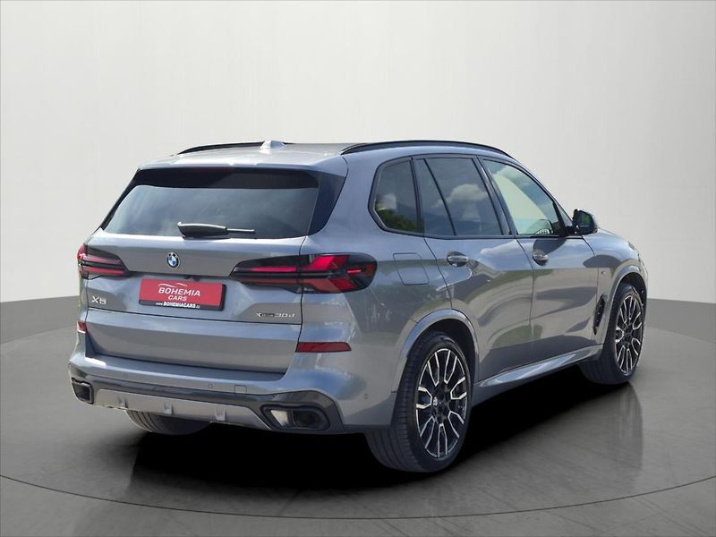 BMW X5 3,0 30d xDrive Msport DPH ČR - fotka 7 z 35