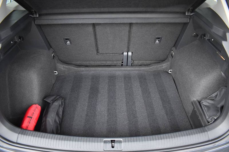 Volkswagen Tiguan (2021) 2.0TDI 147kW 4Motion,Webasto - fotka 14 z 24