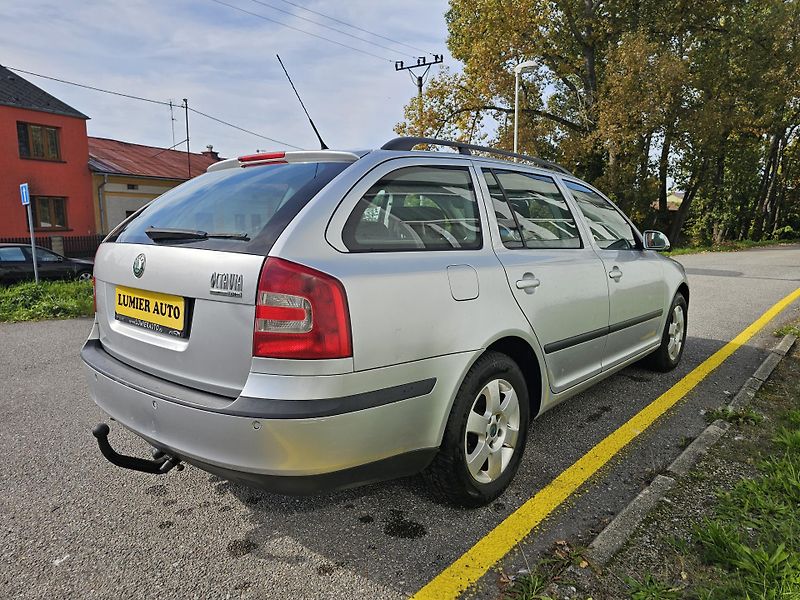 Škoda Octavia (2008) 2 1.9TDI TAŽNÉ  - fotka 5 z 19