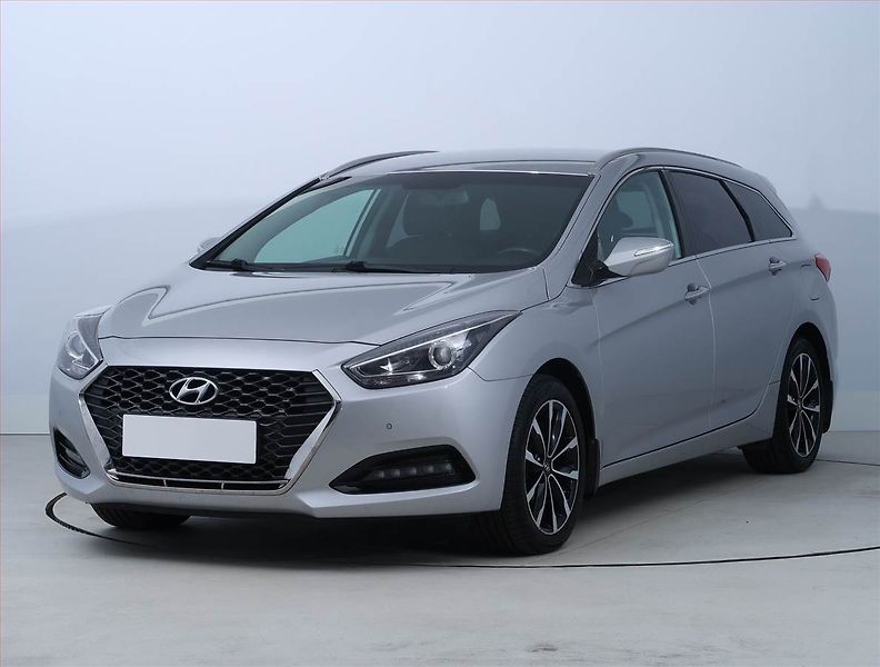 Hyundai i40 (2019) 1.6 CRDi, Serv.kniha, Navi - fotka 2 z 18