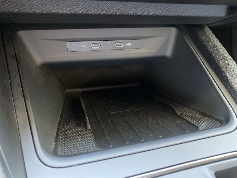 Cupra Formentor (2024) 1.5 TSI DSG - fotka 26 z 35