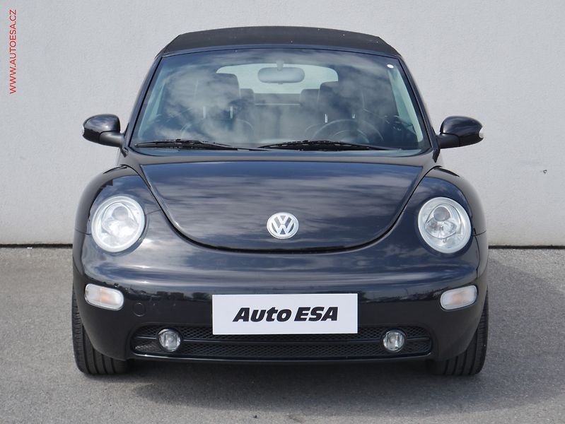 Volkswagen New Beetle (2003) 1.6 i, výhřev sed - fotka 2 z 15