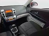 Kia Ceed (2009) 1.4 CVVT, ČR,1.maj - náhled 8