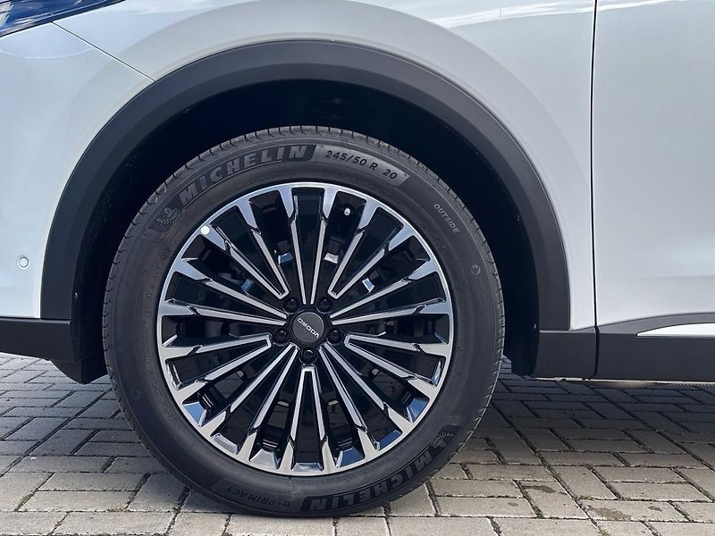 Omoda 9 (2026) PHEV 340kW AWD PREMIUM - fotka 36 z 38