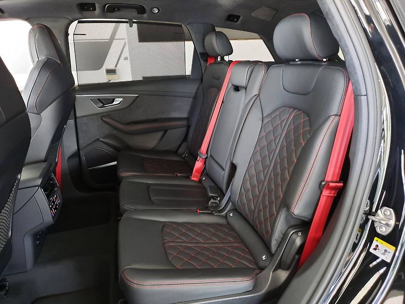 Audi Q7 (2025) 50 TDI quattro (210kW/286k) Ti - fotka 9 z 32