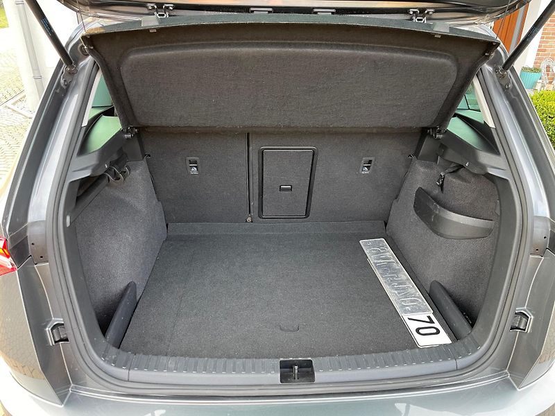Škoda Karoq 1,5TSi DSG - fotka 16 z 34