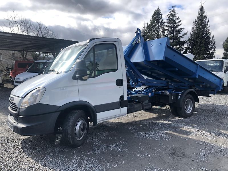 Iveco Daily (2014) 70C17 novy nosič do 3.5t B - fotka 3 z 14