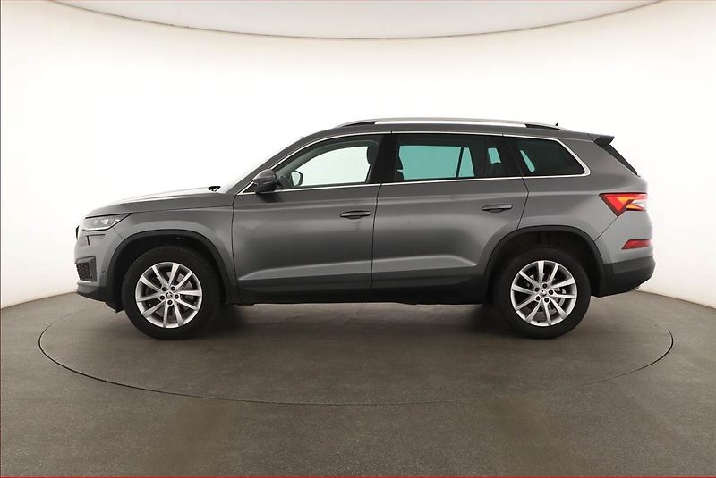 Škoda Kodiaq (2023) 2.0 TSI - fotka 3 z 20
