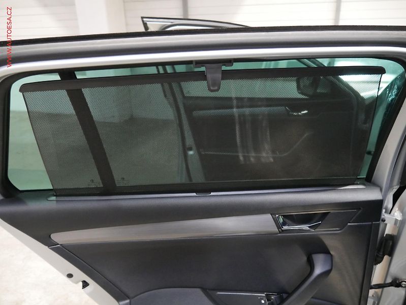 Škoda Superb (2018) 2.0TDi 4x4, ČR, Style, DSG - fotka 22 z 23