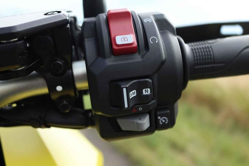 S kombinací skútru a endura přišla Honda už téměř před deseti lety a odvaha se jí vyplatila - o X-ADV je velký zájem.