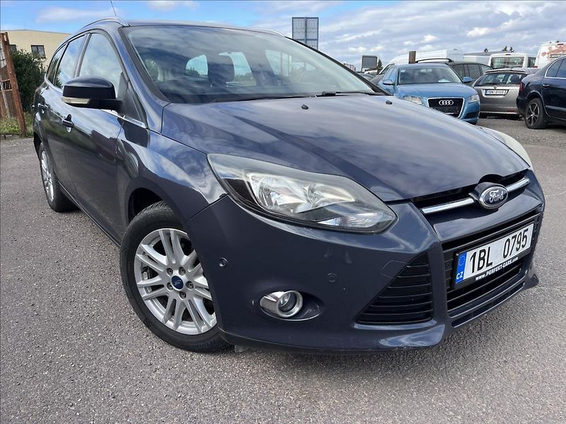 Ford Focus 1,6 TDCi KLIMA ROZVODY SERVIS - fotka 36 z 38