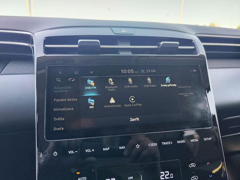 Hyundai Tucson 1.6 CRDI/100kW Smart Navi DCT - fotka 16 z 34
